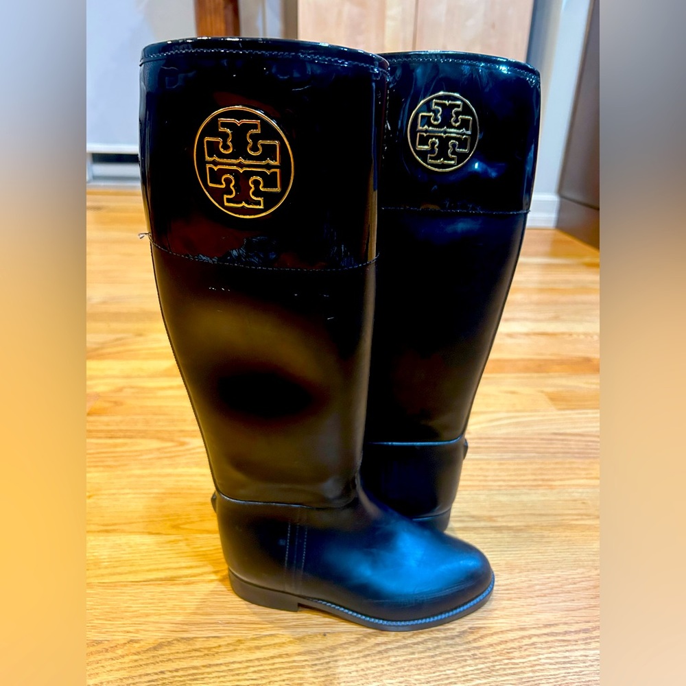 Tory Burch rain boots - Picture 1 of 8